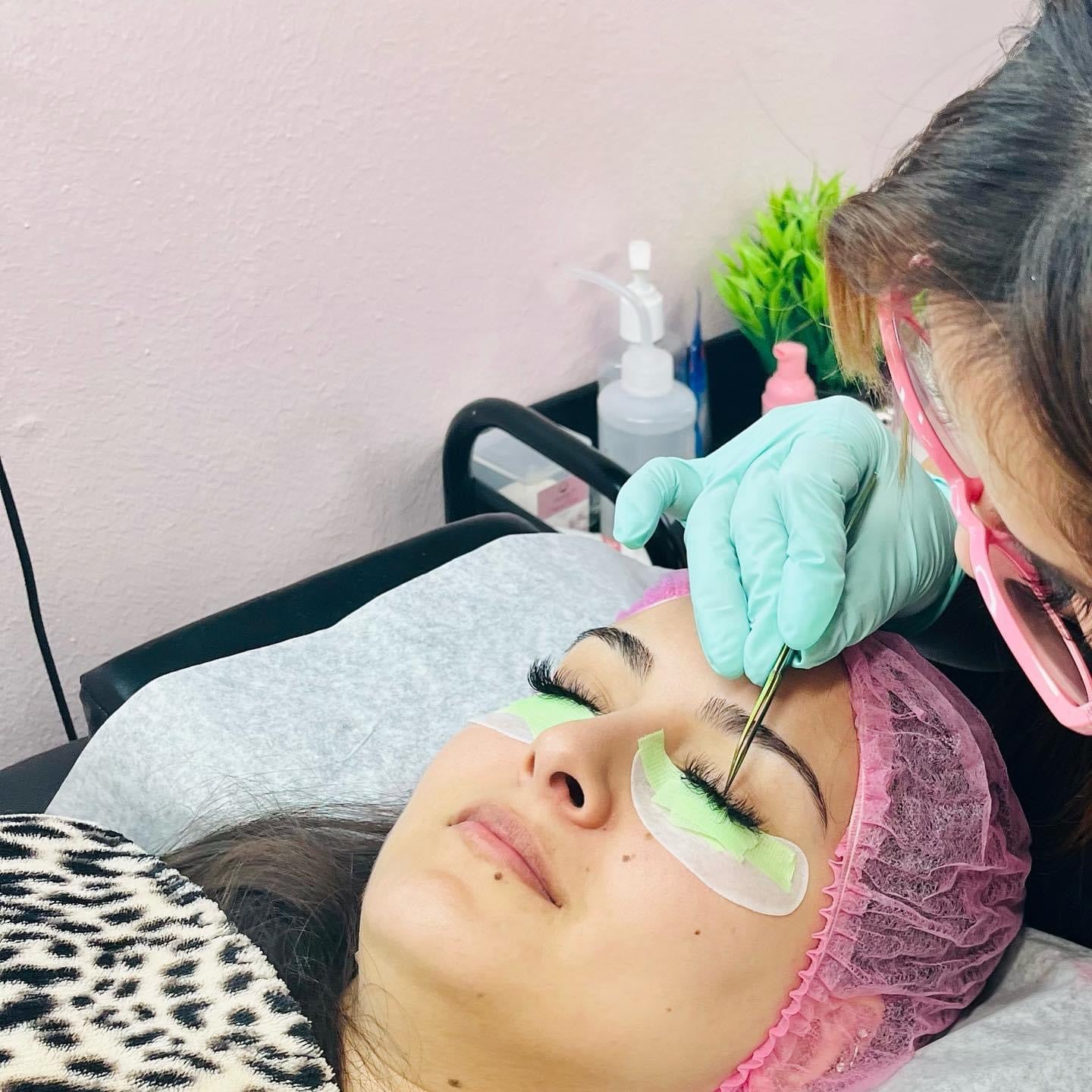 21 Tips for the beginning Lash Artist – Ilash Beauty University